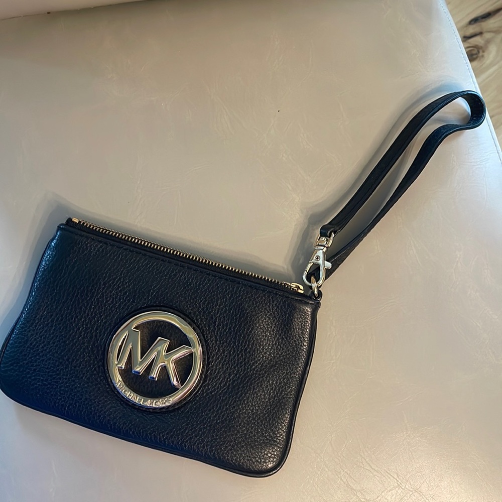 Michael Kors wristlet